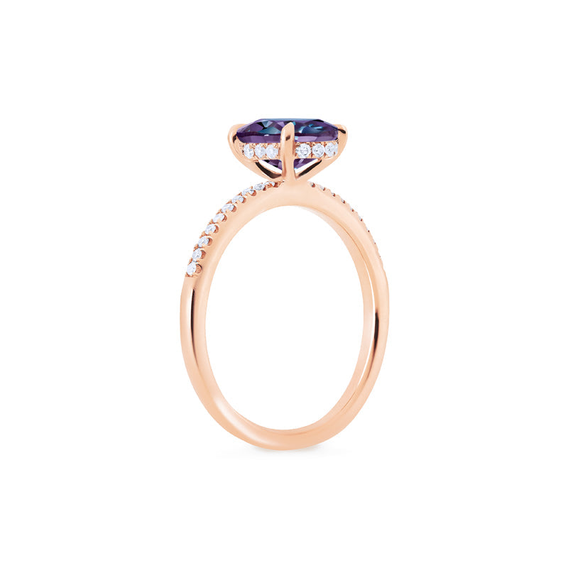 [Elaine] Modern Classic Oval Solitaire Ring in Lab Alexandrite