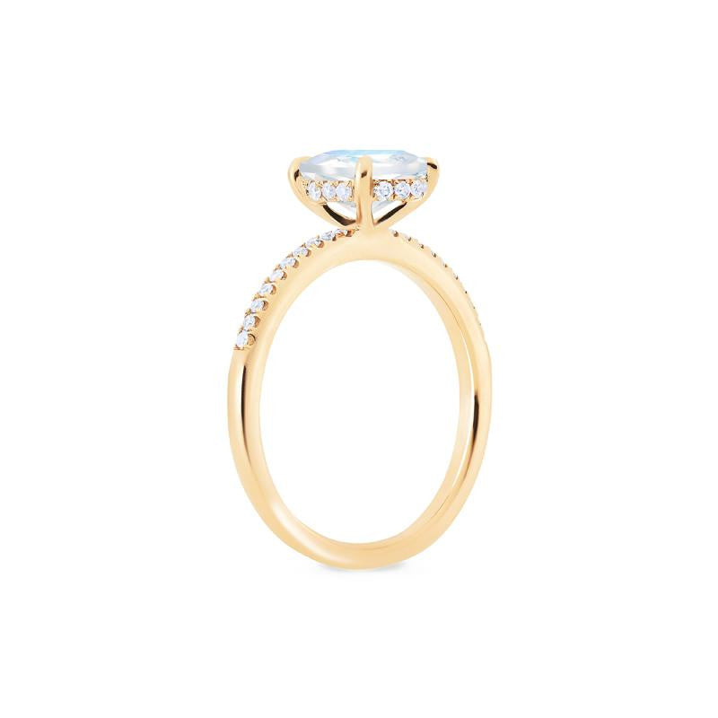 [Elaine] Modern Classic Oval Solitaire Ring in Moonstone