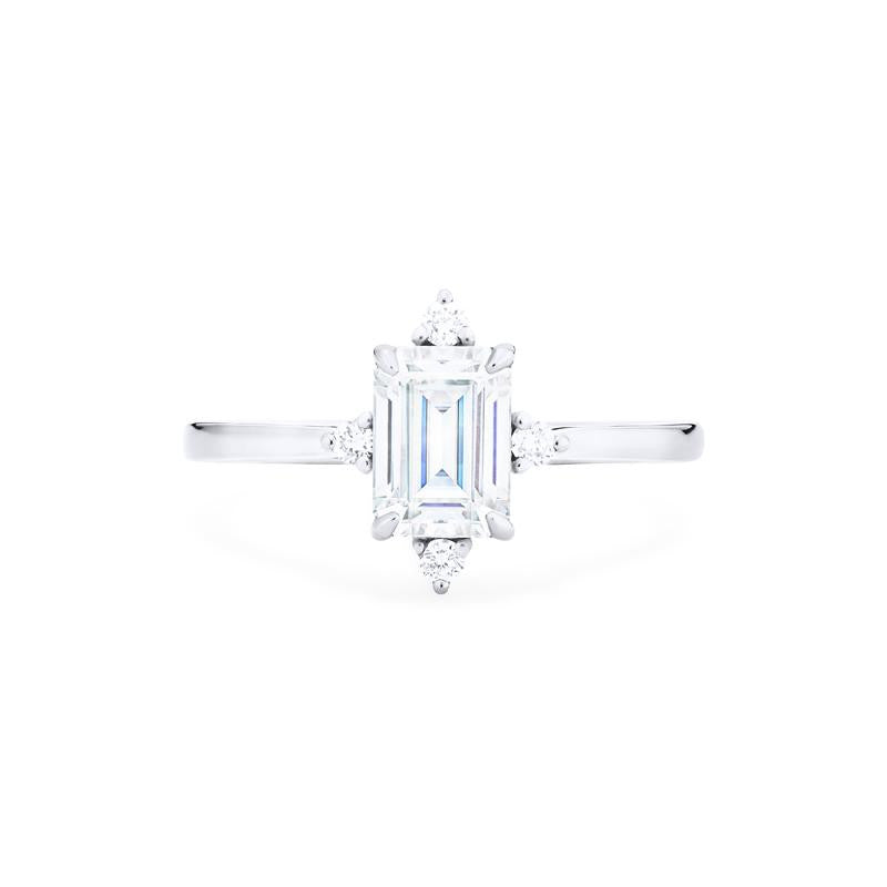 [Justine] Mid Century Emerald Cut Engagement Ring in Diamond / Moissanite