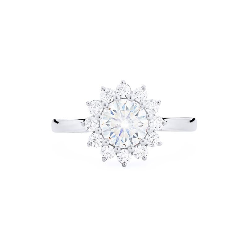 [Rosalie] Vintage Bloom Engagement Ring in Diamond / Moissanite