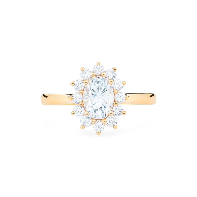 [Julianne] Vintage Bloom Halo Oval Engagement Ring in Diamond / Moissanite