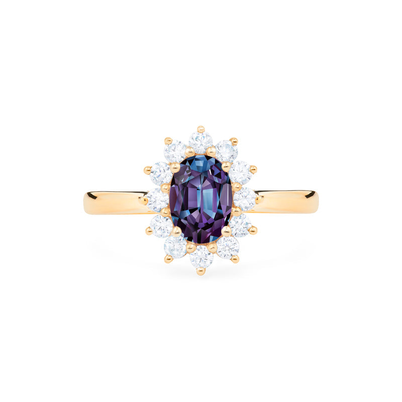[Julianne] Vintage Bloom Oval Cut Ring in Lab Alexandrite