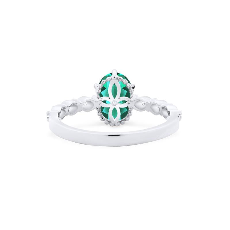 [Evelina] Vintage Classic Crown Oval Engagement Ring in Emerald