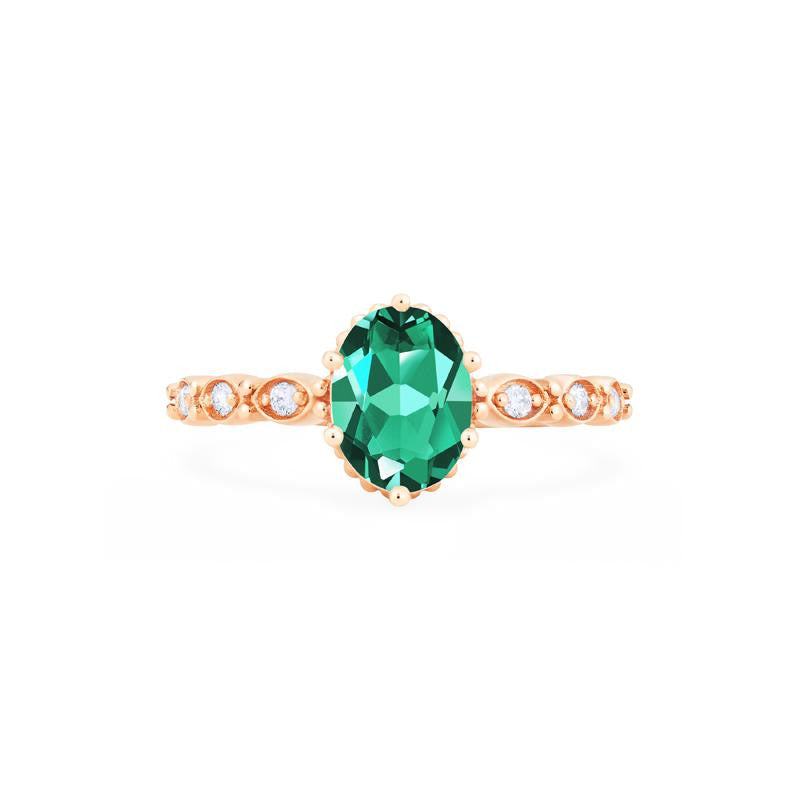 [Evelina] Vintage Classic Crown Oval Engagement Ring in Emerald
