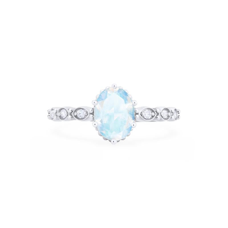 [Evelina] Vintage Classic Crown Oval Engagement Ring in Moonstone