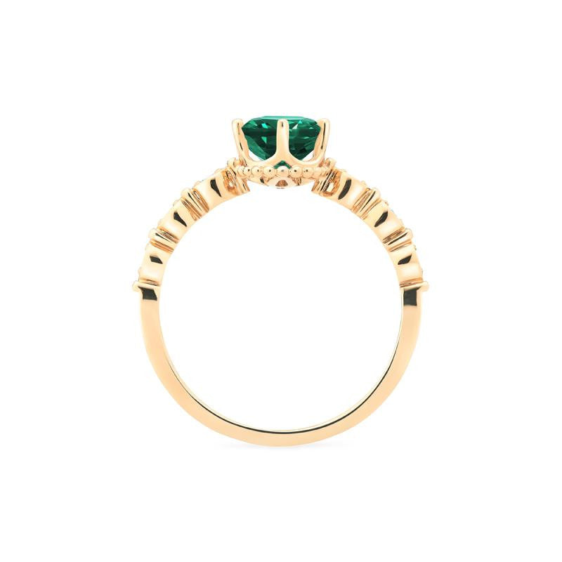 [Evelina] Vintage Classic Crown Oval Engagement Ring in Emerald