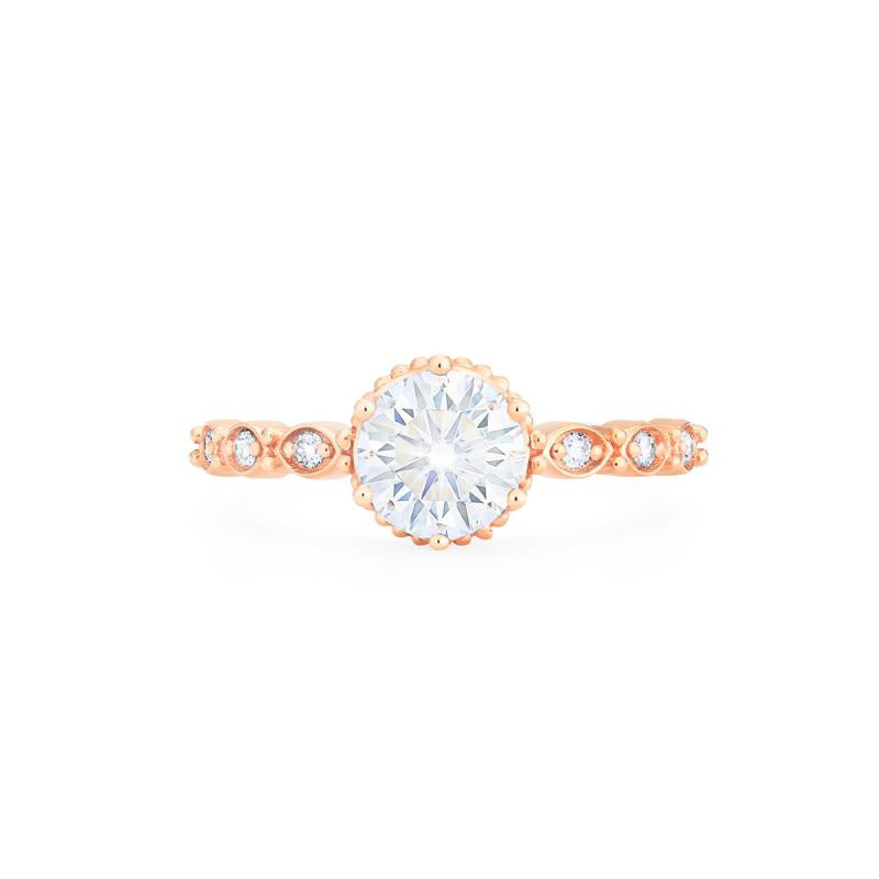 [Evelyn] Vintage Classic Crown Engagement Ring in Diamond / Moissanite