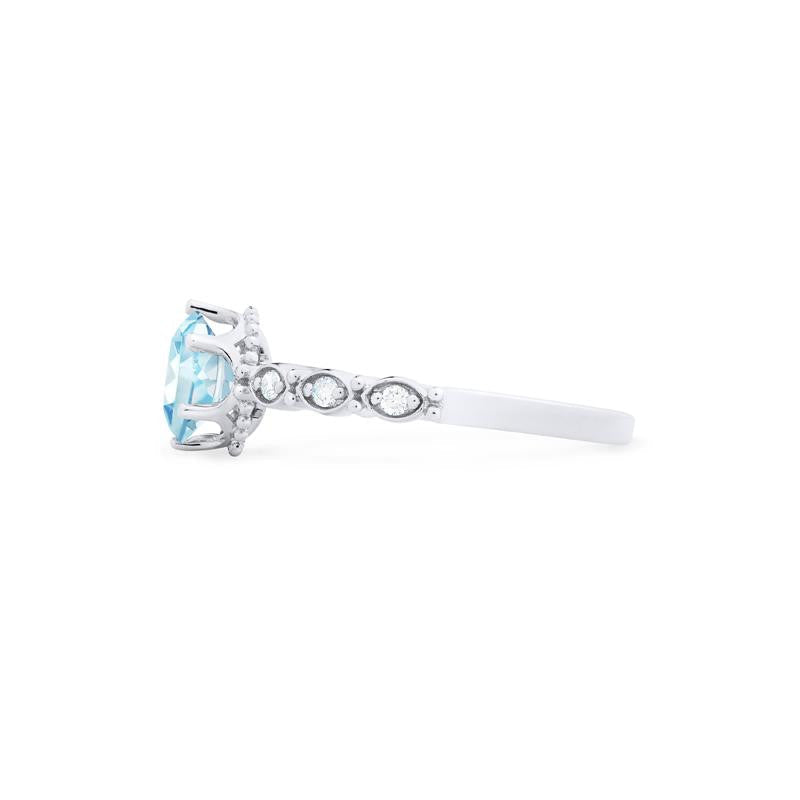 [Evelyn] Vintage Classic Crown Engagement Ring in Aquamarine