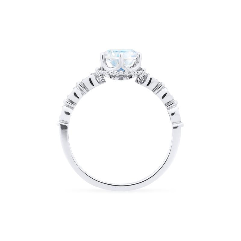 [Evelyn] Vintage Classic Crown Engagement Ring in Moonstone