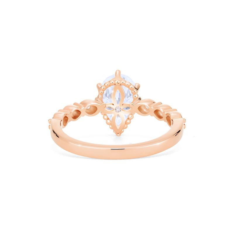 [Emelia] Vintage Classic Crown Pear Cut Engagement Ring in Diamond / Moissanite