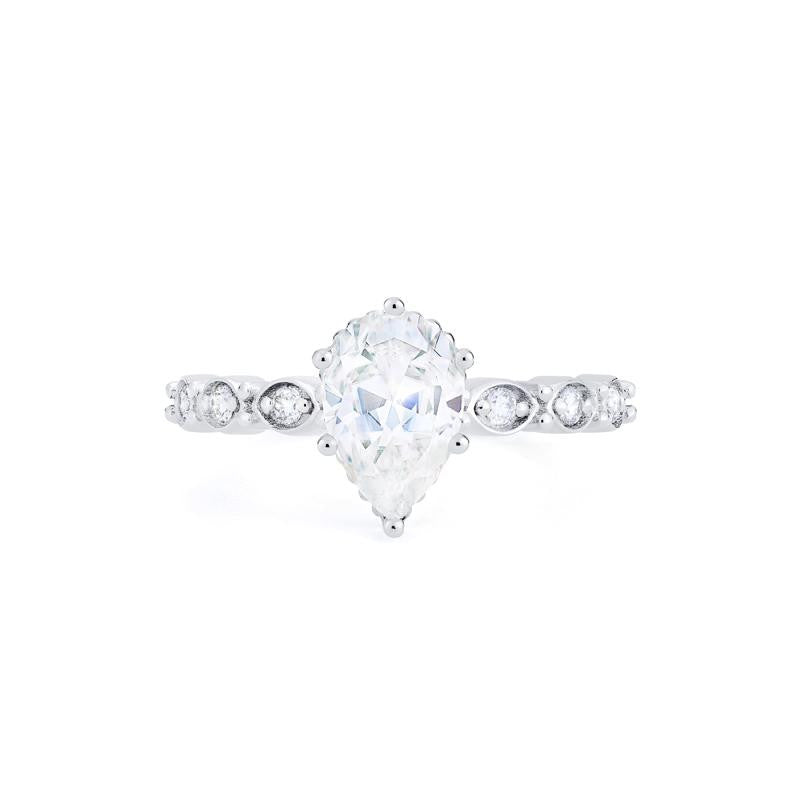 [Emelia] Vintage Classic Crown Pear Cut Engagement Ring in Diamond / Moissanite