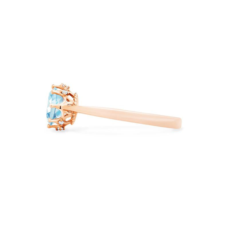 [Cassandra] Vintage Crown Solitaire Ring in Aquamarine