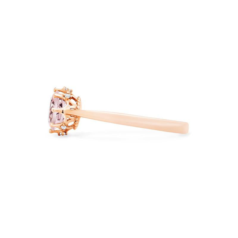 [Cassandra] Vintage Crown Solitaire Ring in Morganite