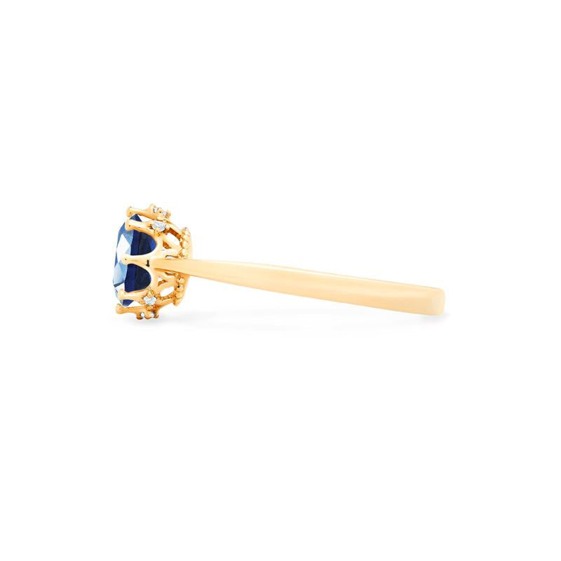 [Cassandra] Vintage Crown Solitaire Ring in Lab Blue Sapphire