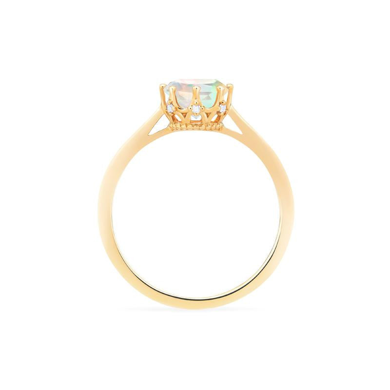 [Cassandra] Vintage Crown Solitaire Ring in Opal