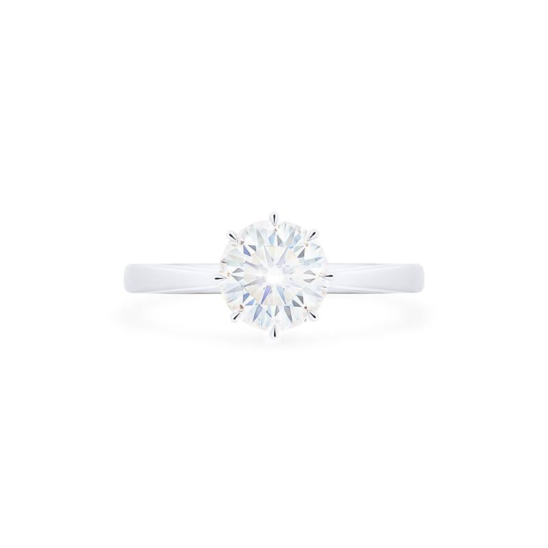 [Victoria] Classic Crown Solitaire Engagement Ring in Diamond / Moissanite