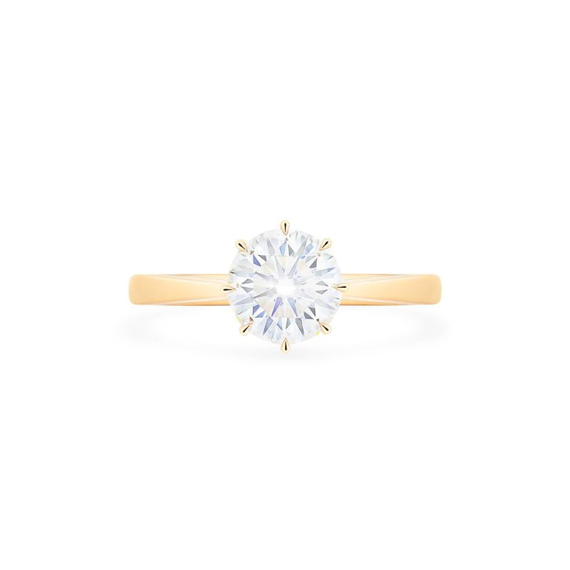 [Victoria] Classic Crown Solitaire Engagement Ring in Diamond / Moissanite