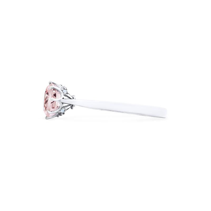 [Victoria] Classic Crown Solitaire Ring in Morganite