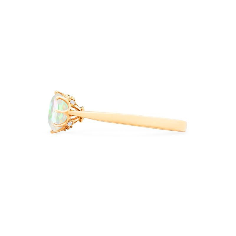 [Victoria] Classic Crown Solitaire Ring in Opal