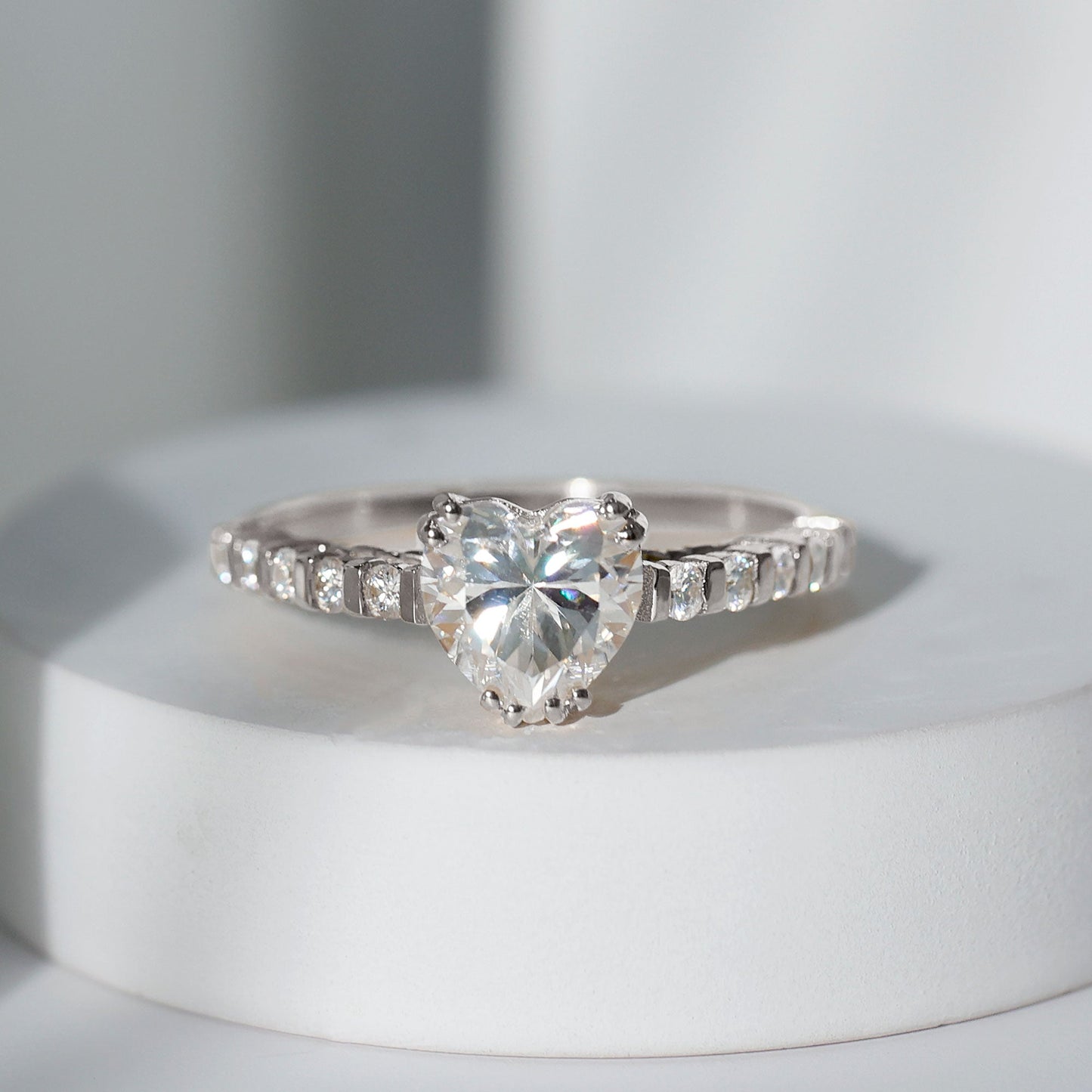 IGI Certified Lab Grown Diamond Heart Engagement Ring 2 Carat
