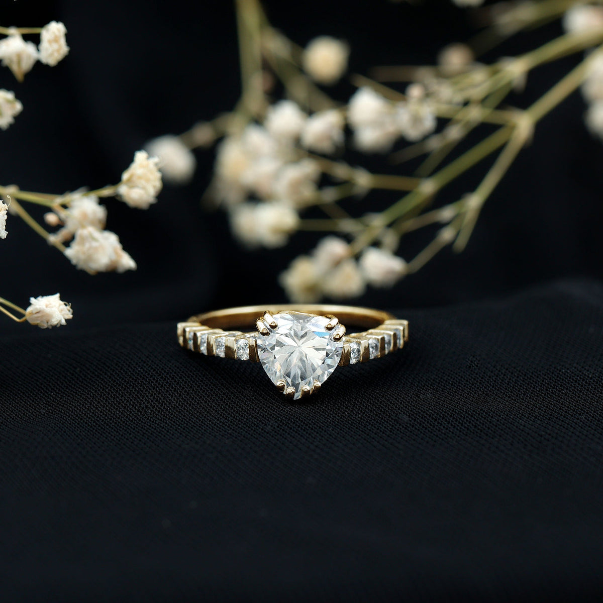 IGI Certified Lab Grown Diamond Heart Engagement Ring 2 Carat