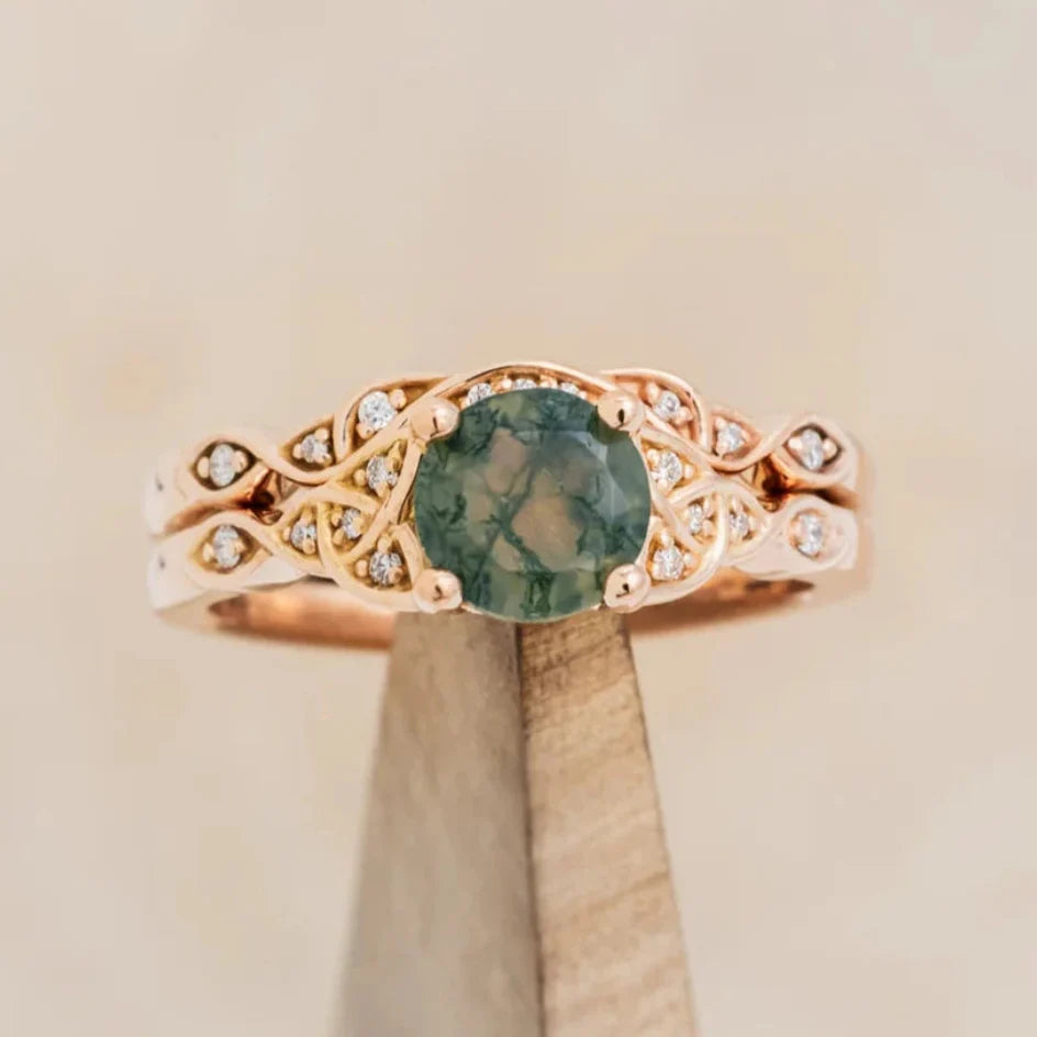 "Aife" - Round Cut Moss Agate Engagement Ring With Celtic Knot Filigree