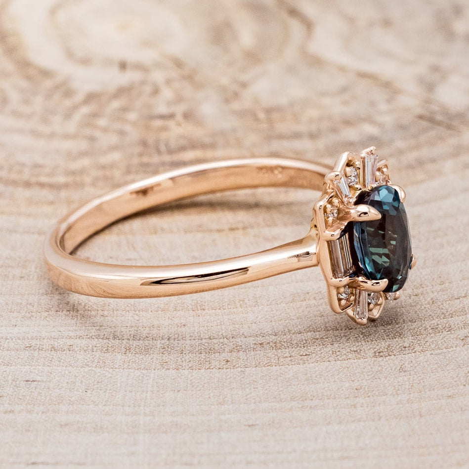 "Cleopatra" - Alexandrite Engagement Ring With Diamond Halo & Tracer