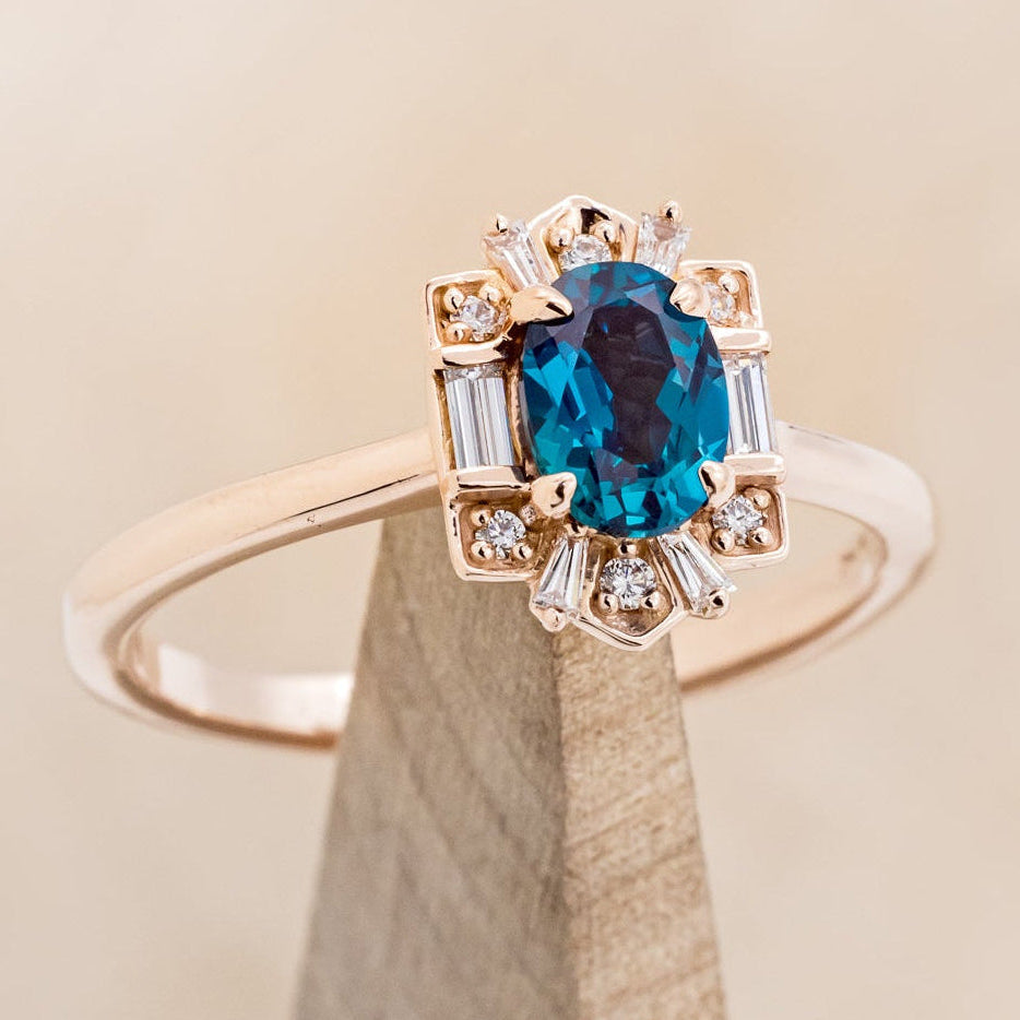 "Cleopatra" - Alexandrite Engagement Ring With Diamond Halo & Tracer