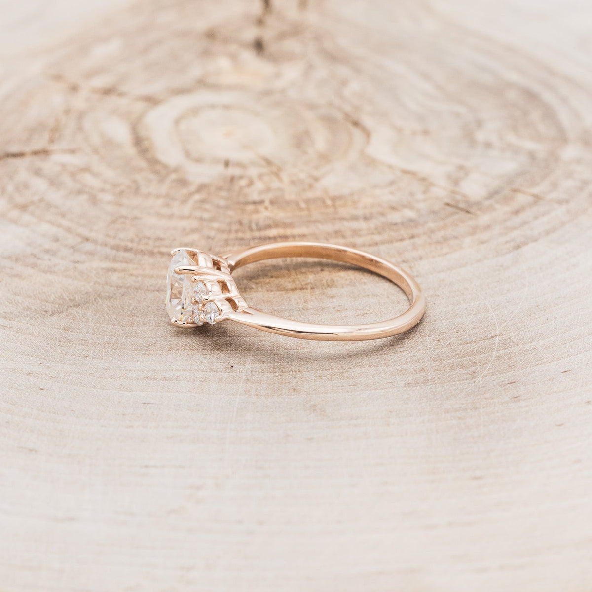 "Rhea" - Oval Cut Moissanite Engagement Ring With Diamond Accents