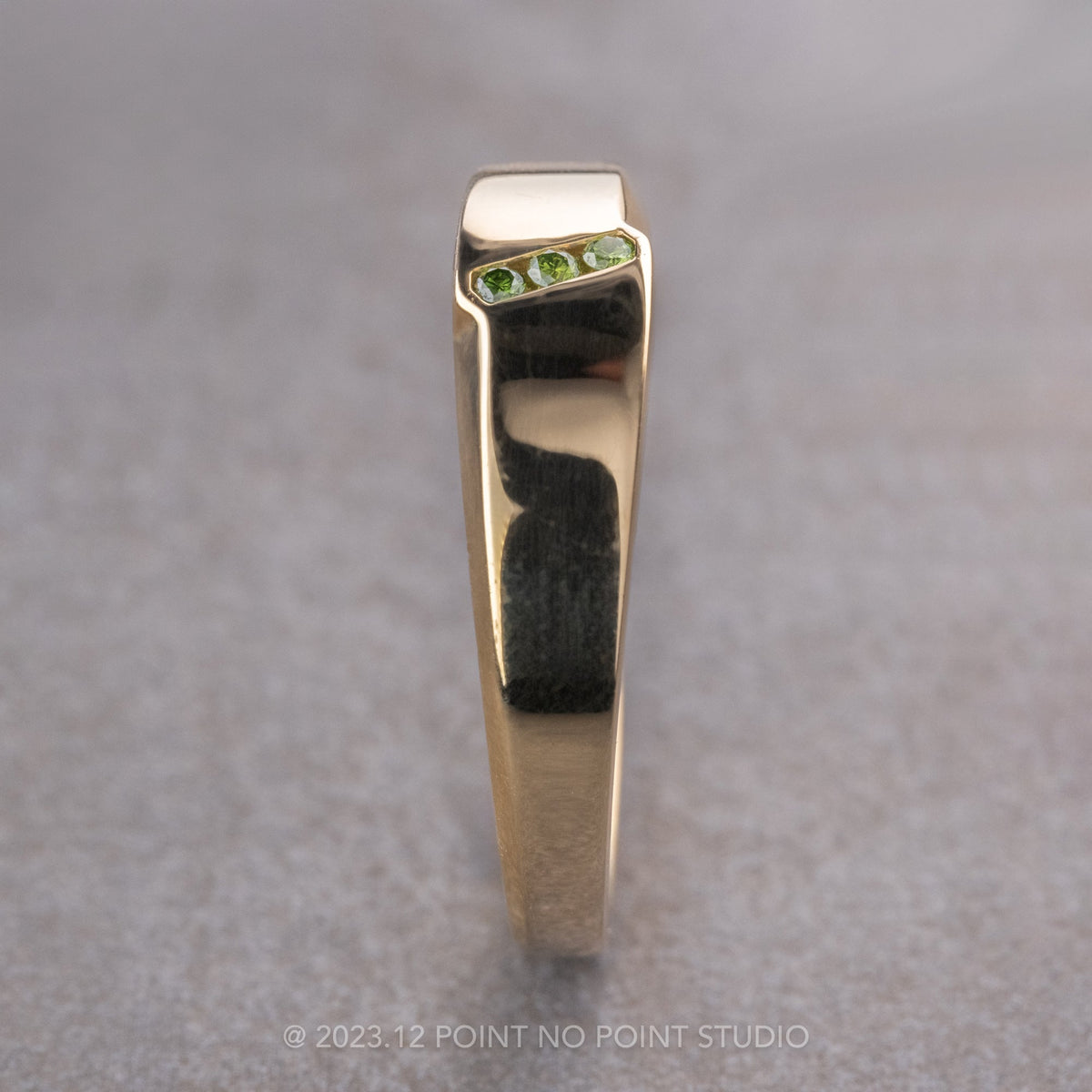 Green Diamond Mens Waved Signet Ring