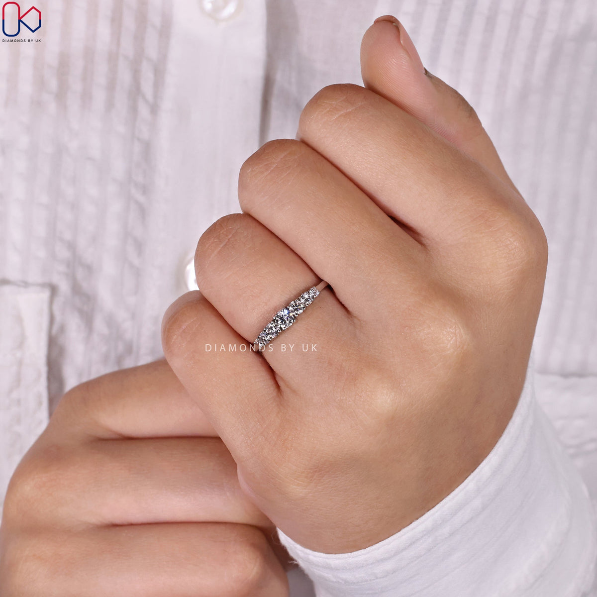 White Gold Diamond Wedding Band – 7 Stone