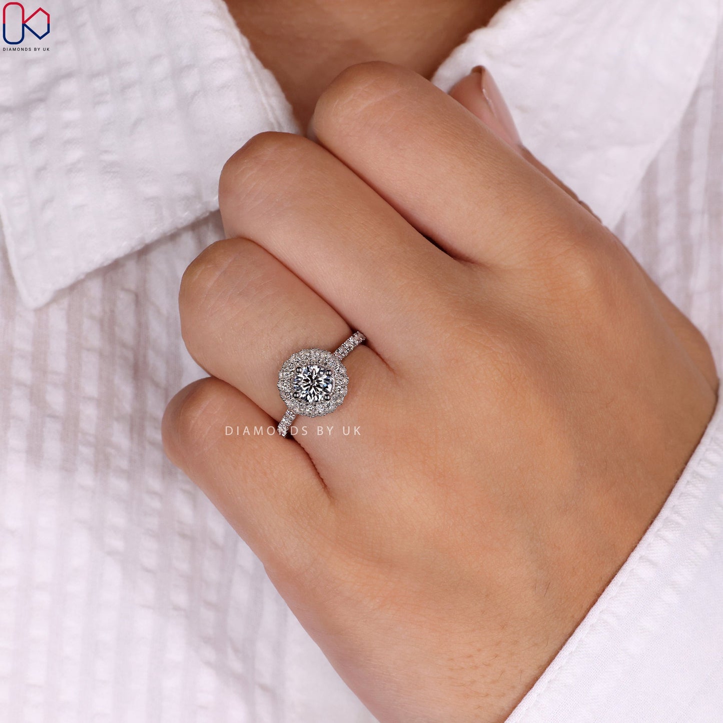 Round Cut Halo Diamond Engagement Ring