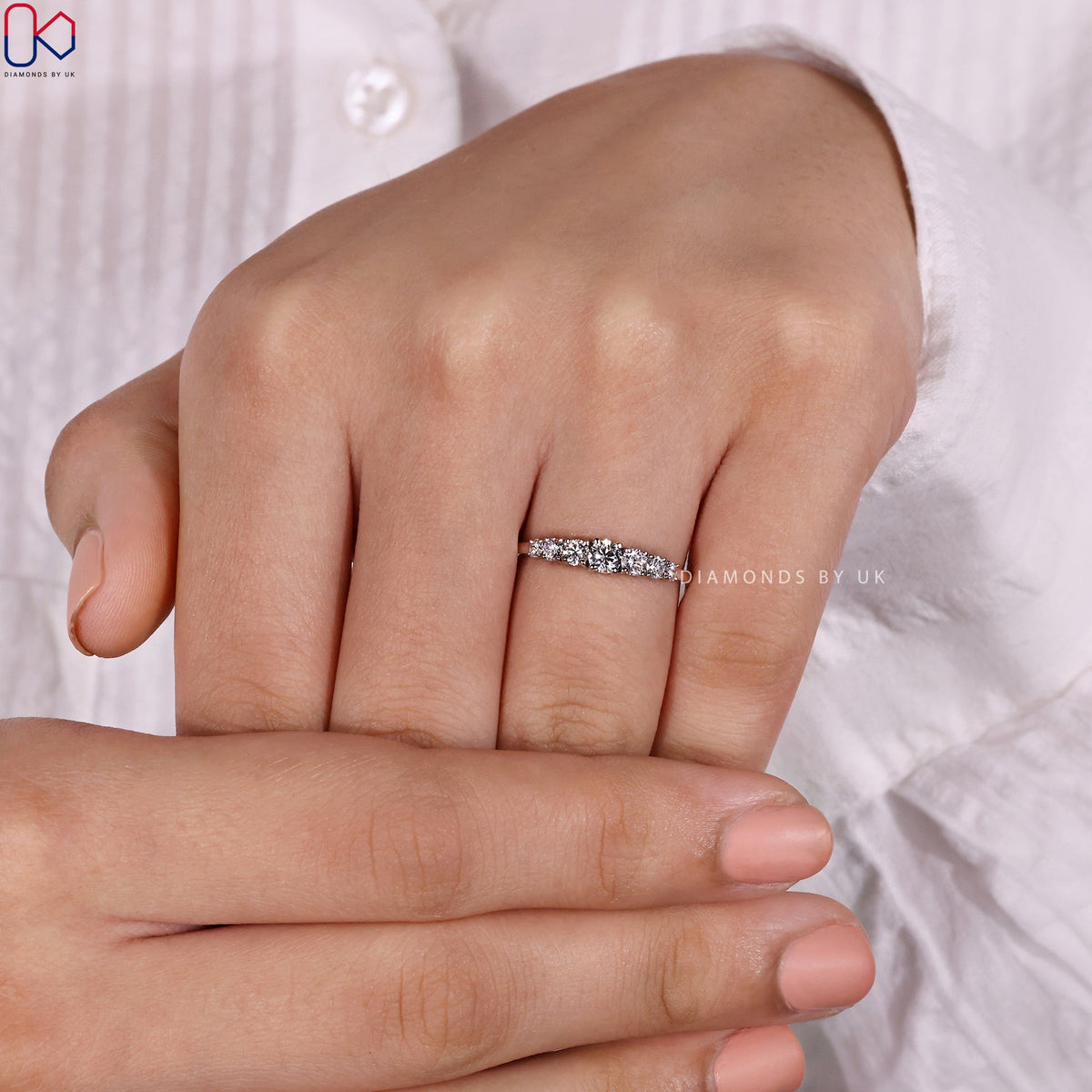White Gold Diamond Wedding Band – 7 Stone