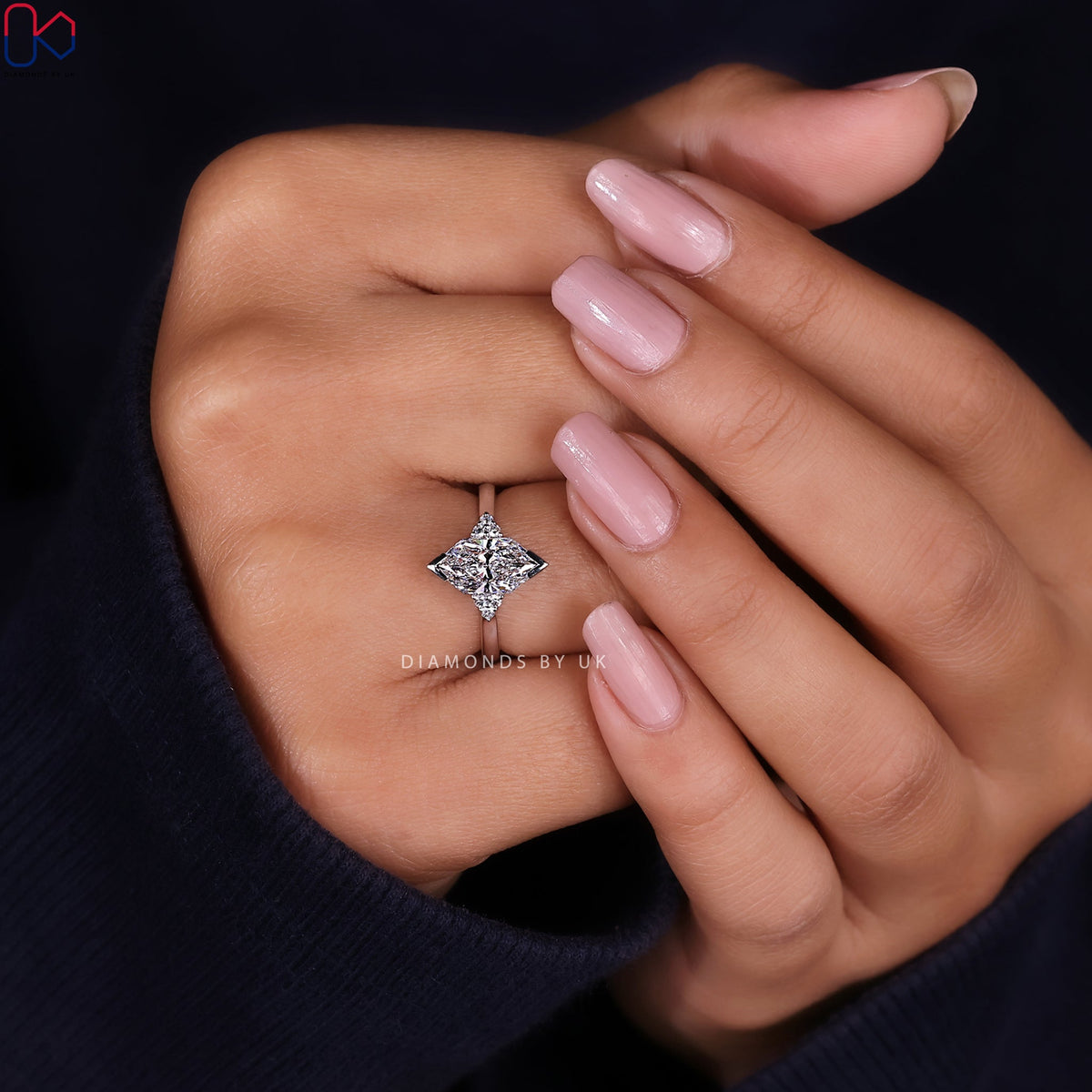 Dutch Marquise Engagement Ring With Muse Setting