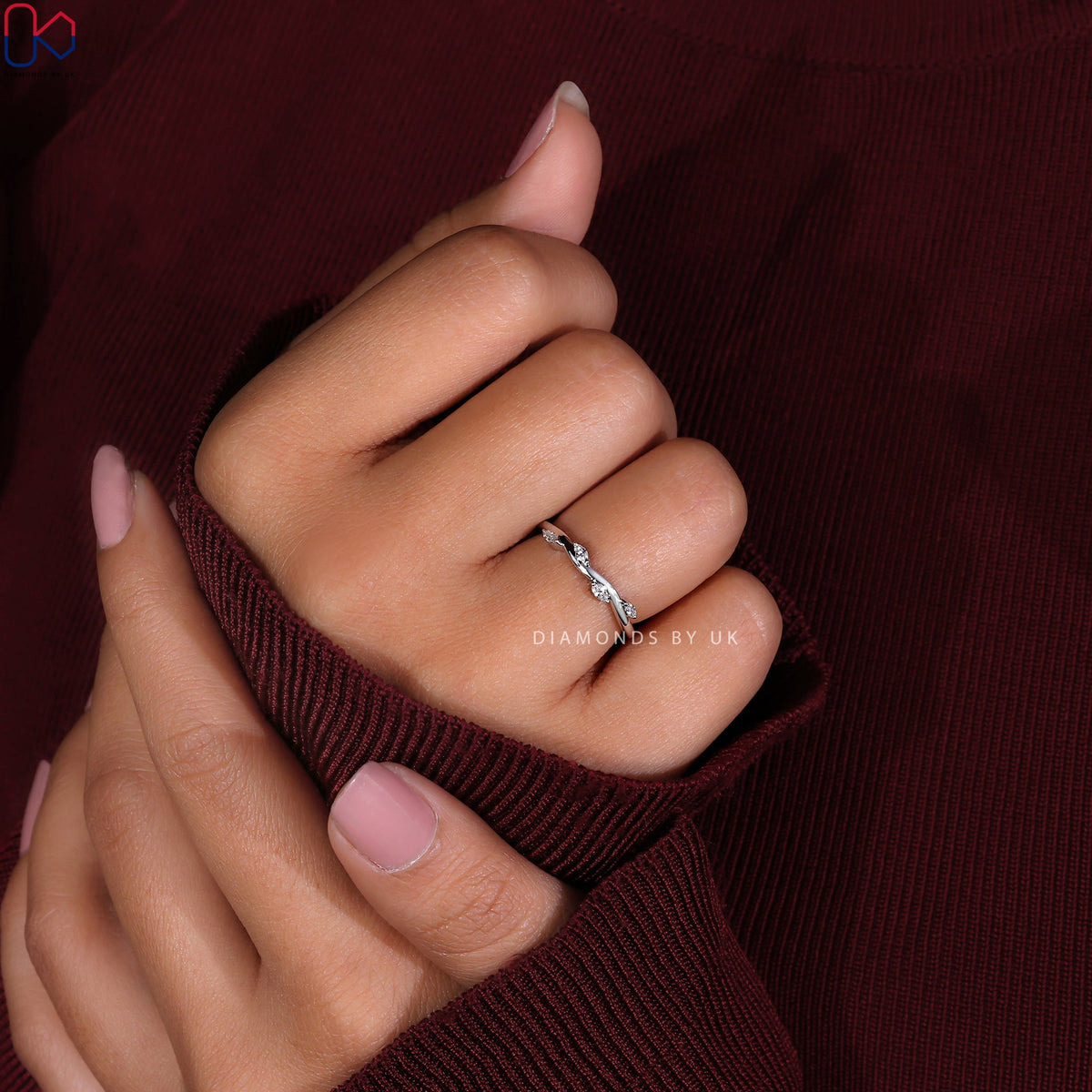 Leaf Wedding Band – Marquise Diamond