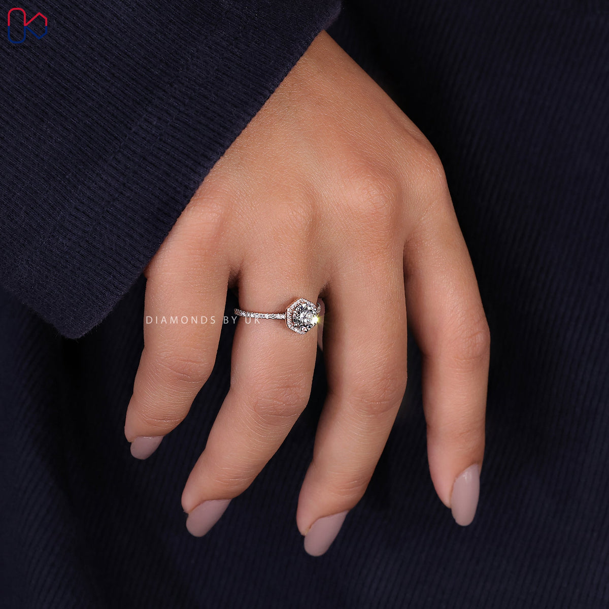 Round Cut Halo Diamond Engagement Ring