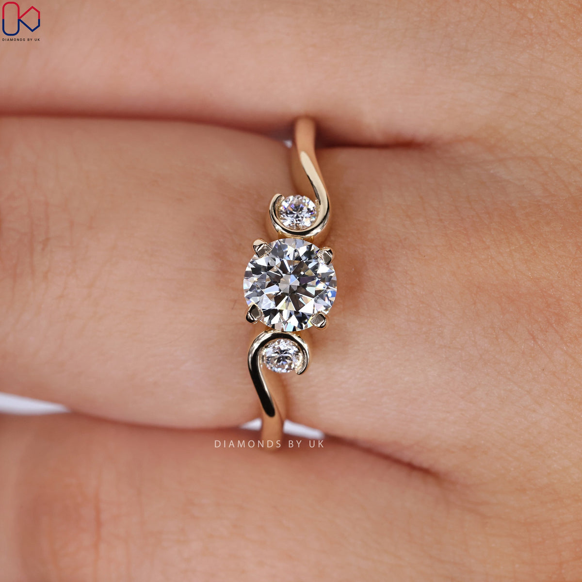 3 Diamond Engagement Ring - Round Diamond