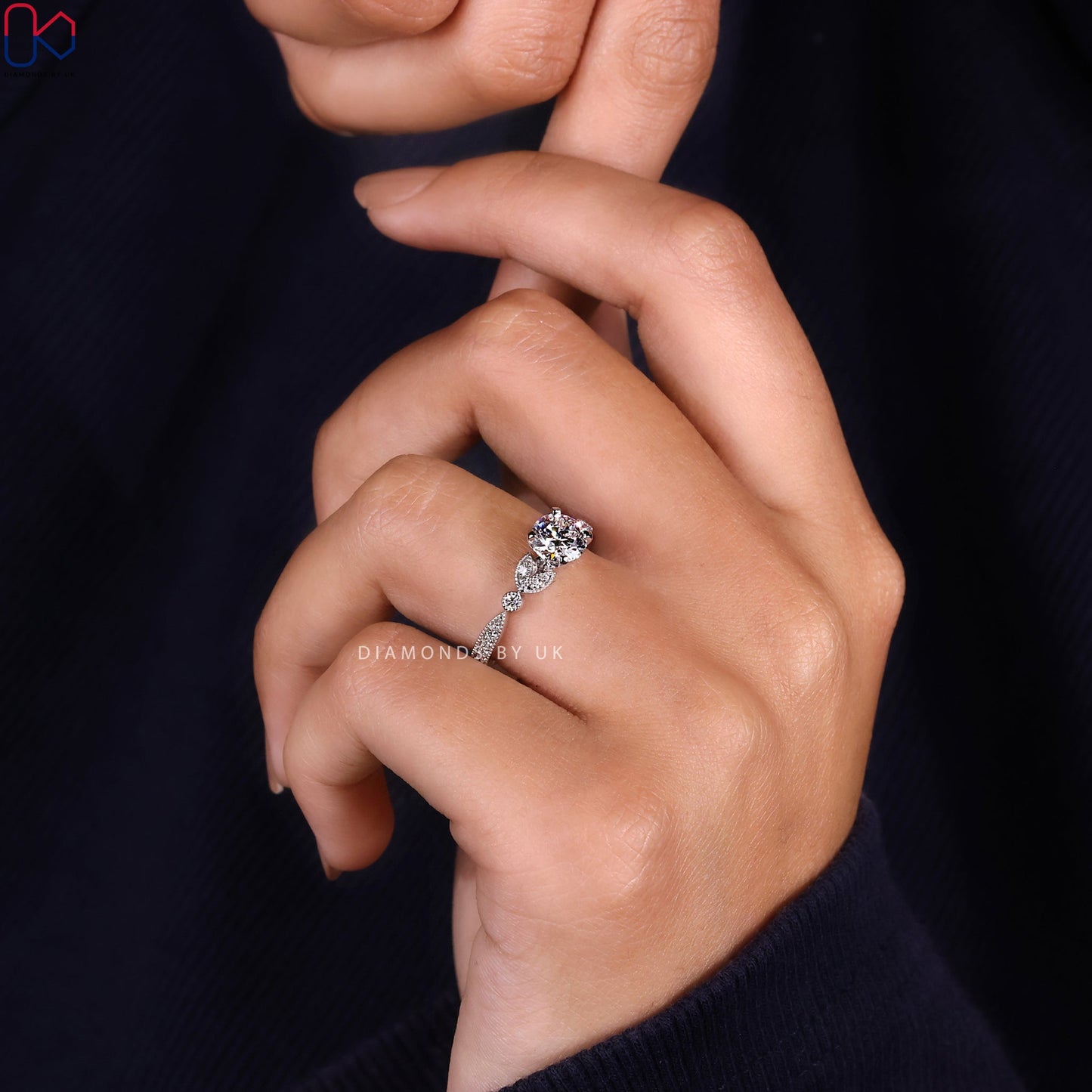 Vintage Round Diamond Ring In White Gold
