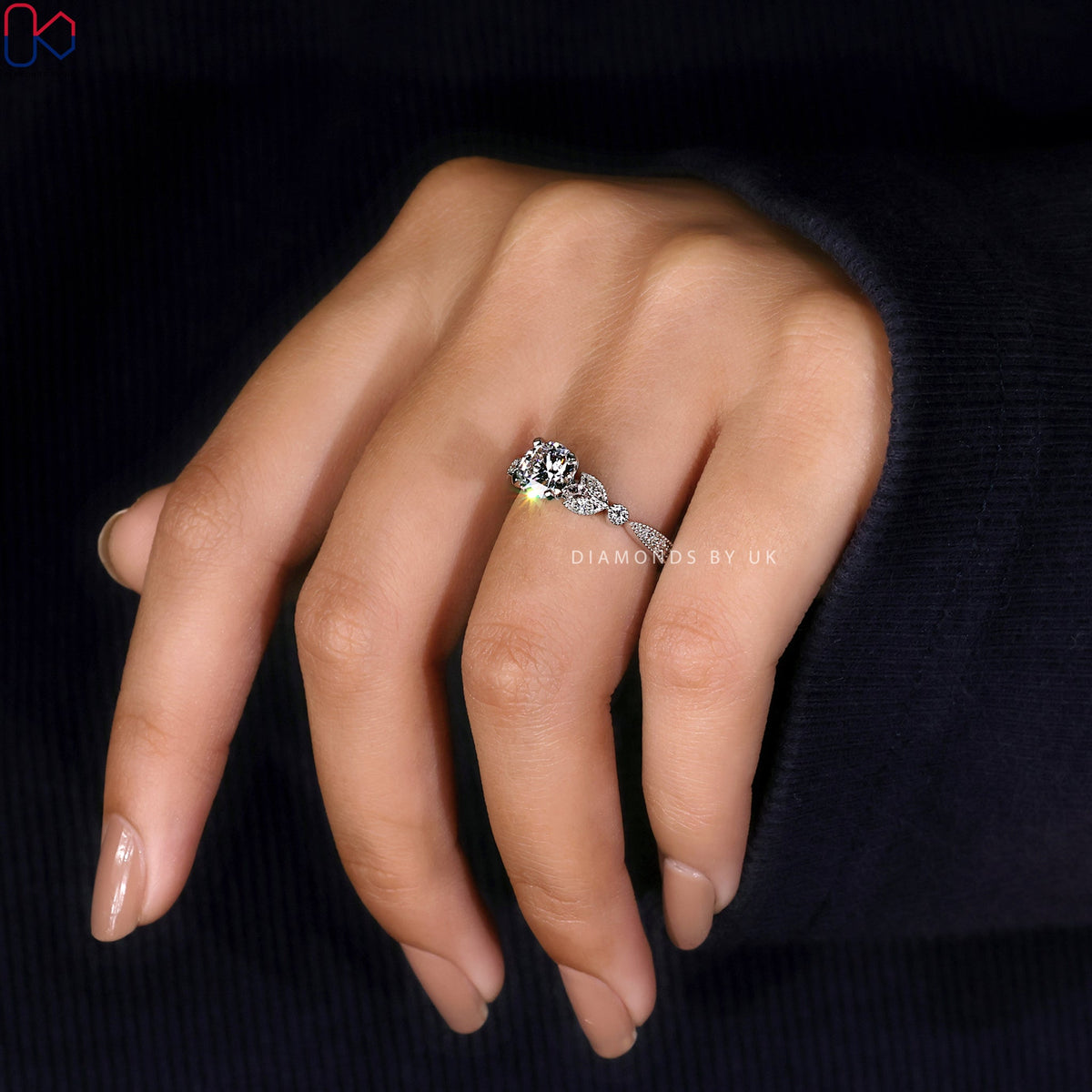 Vintage Round Diamond Ring In White Gold