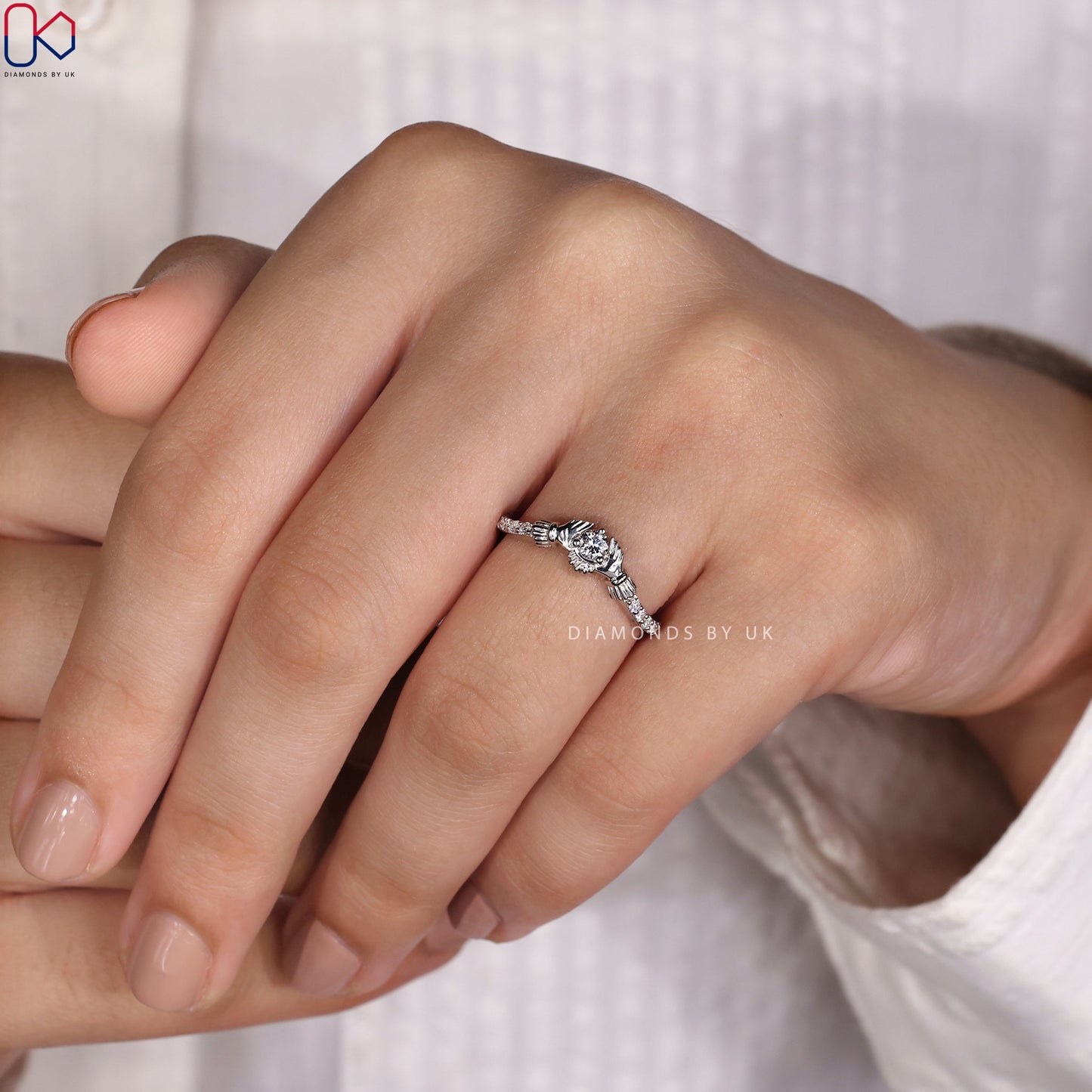 Claddagh Engagement Ring - Round Diamond