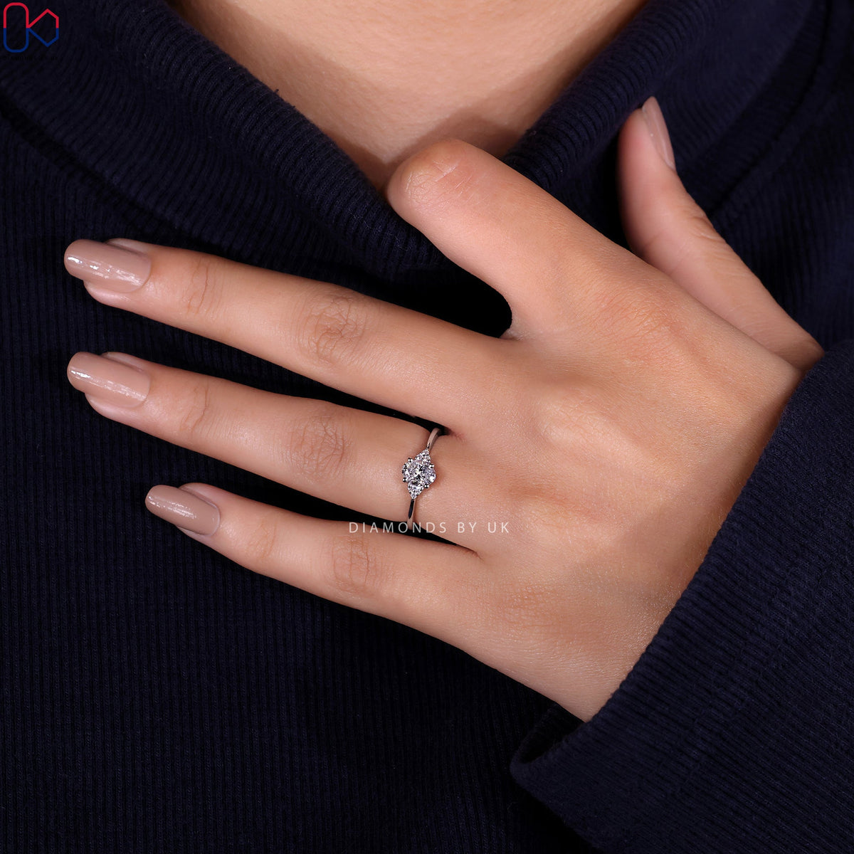 Oval Cut Diamond Ring - Muse Setting