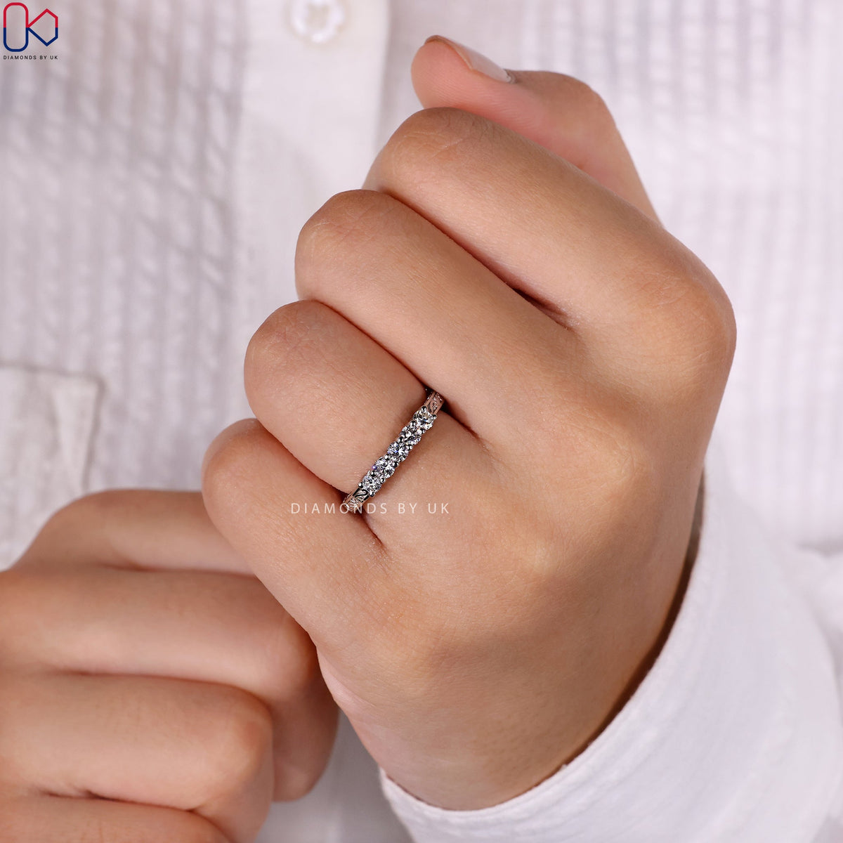 Art Deco Wedding Band With Round Diamonds