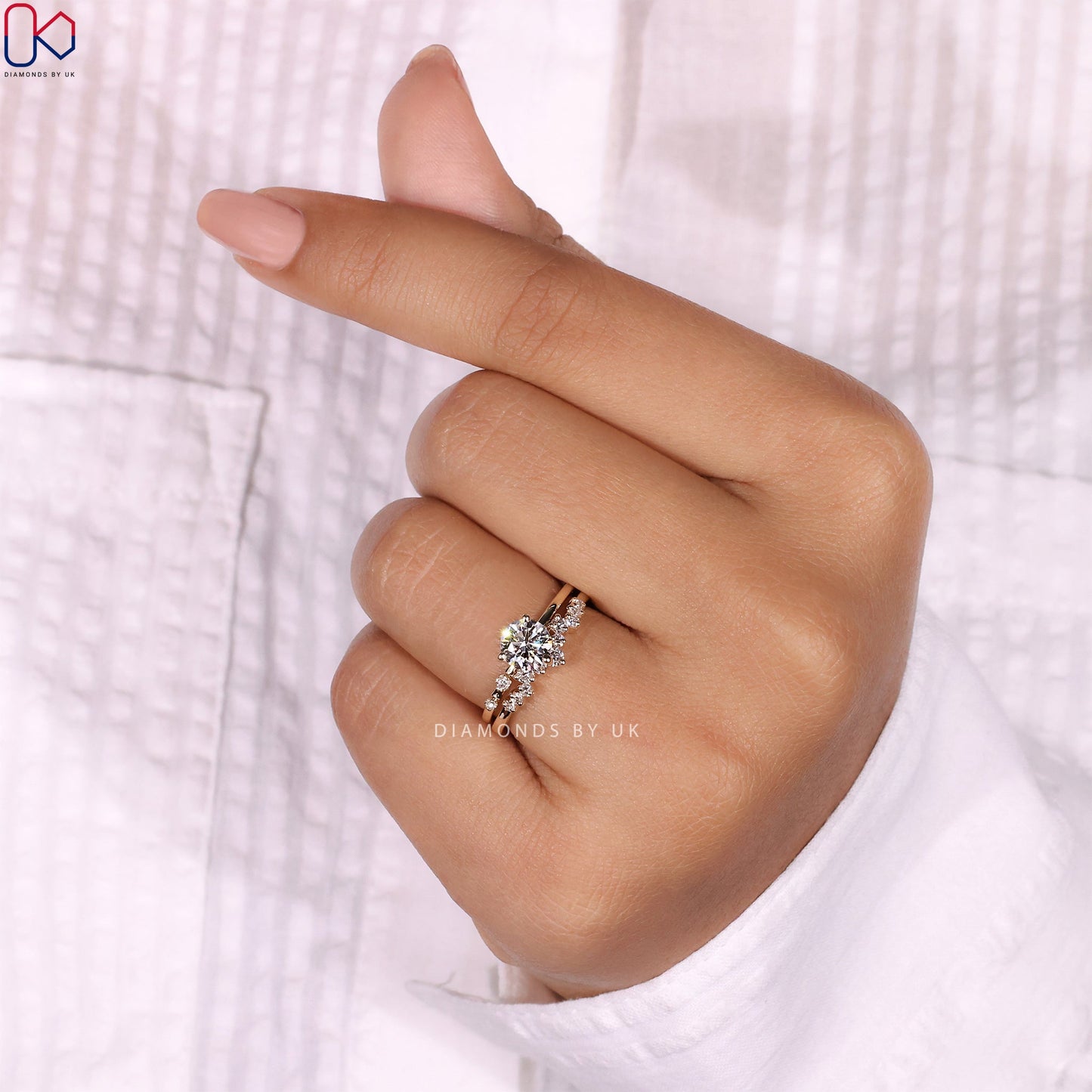 Round Diamond Ring With Curved Wedding Band
