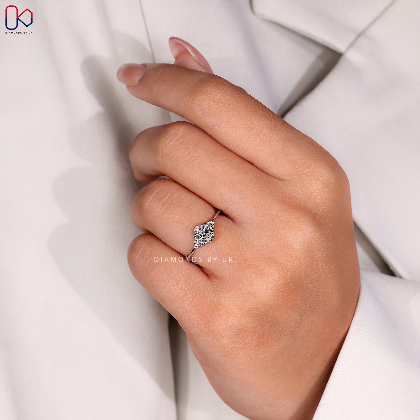 Oval Diamond Engagement Ring - Muse Setting