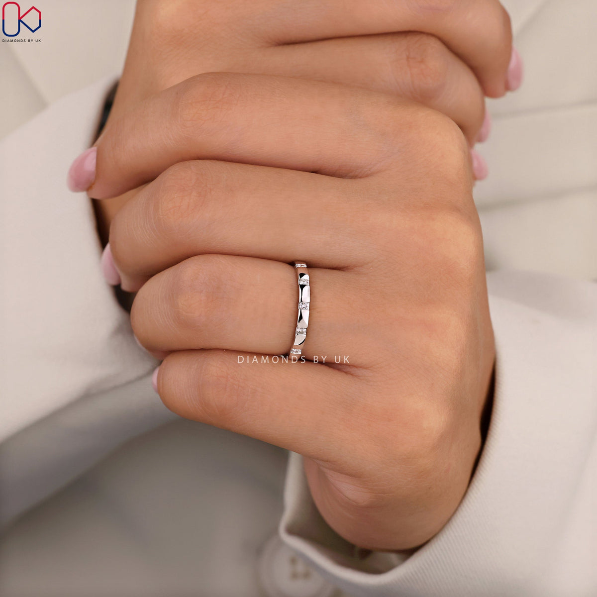 Round Diamond Gypsy Setting Wedding Band