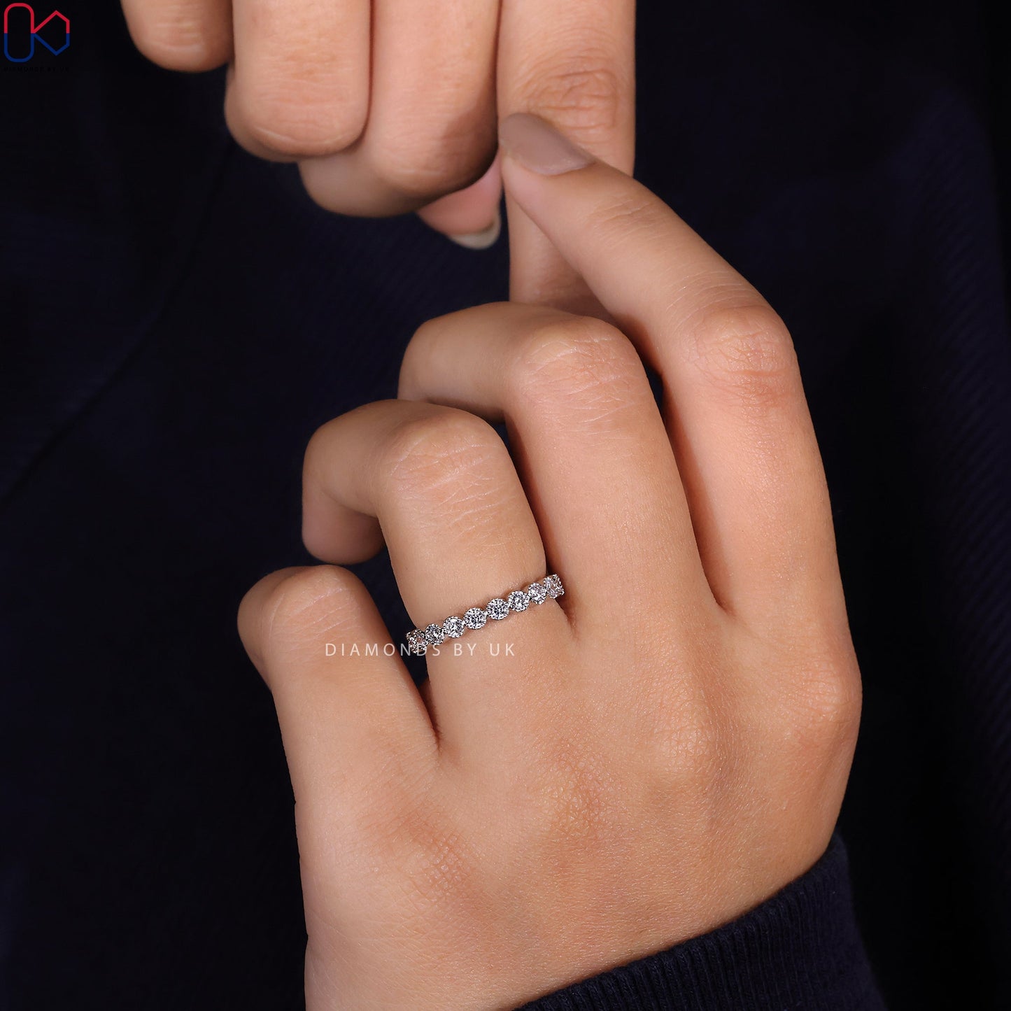 Milgrain Wedding Band – Round Diamonds