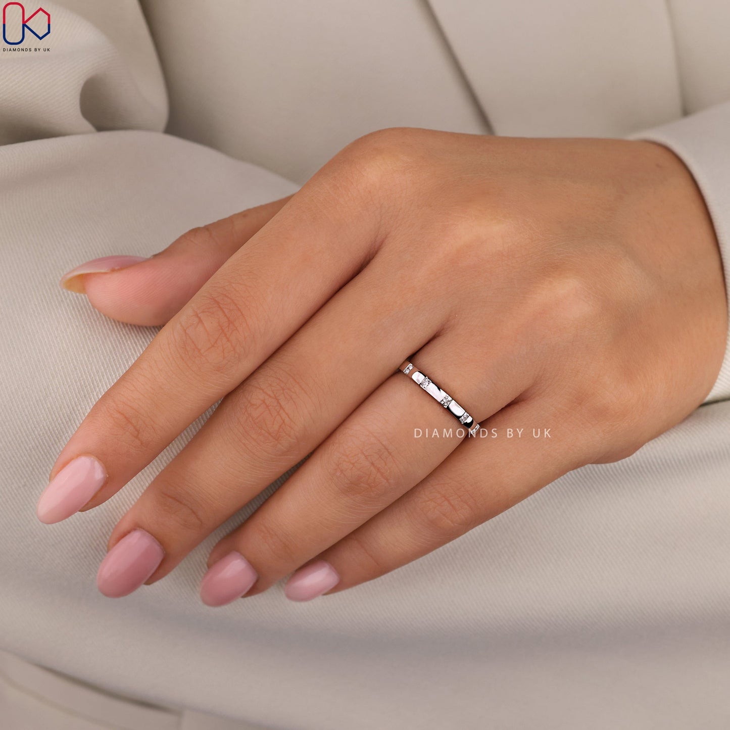 Round Diamond Gypsy Setting Wedding Band