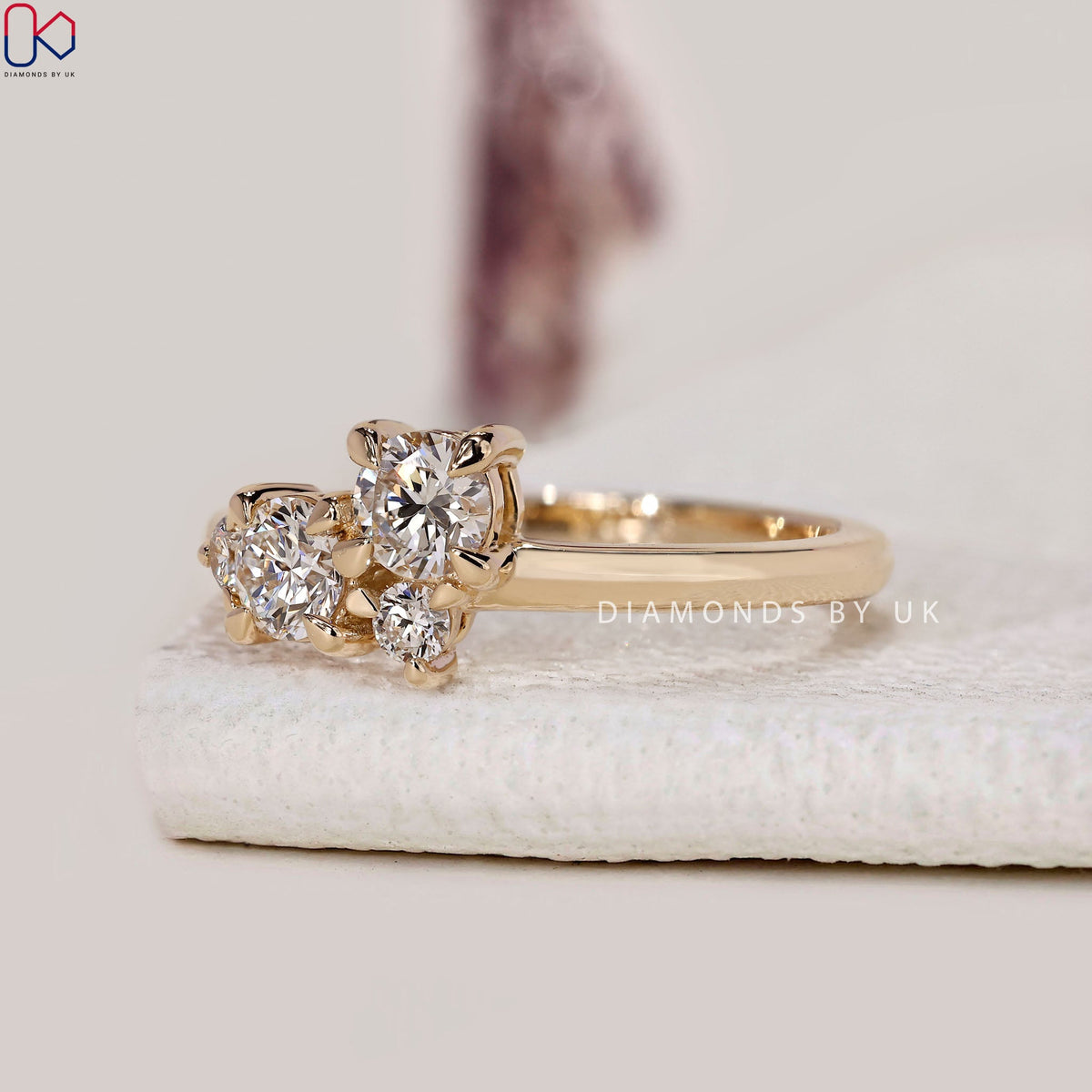 Round Diamond Gold Cluster Ring