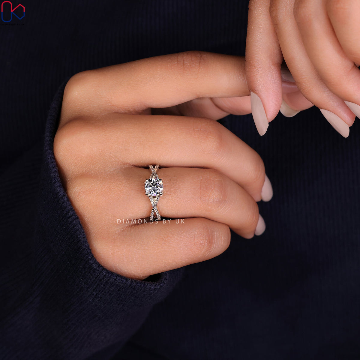 Twisted Band Engagement Ring - Round Diamond