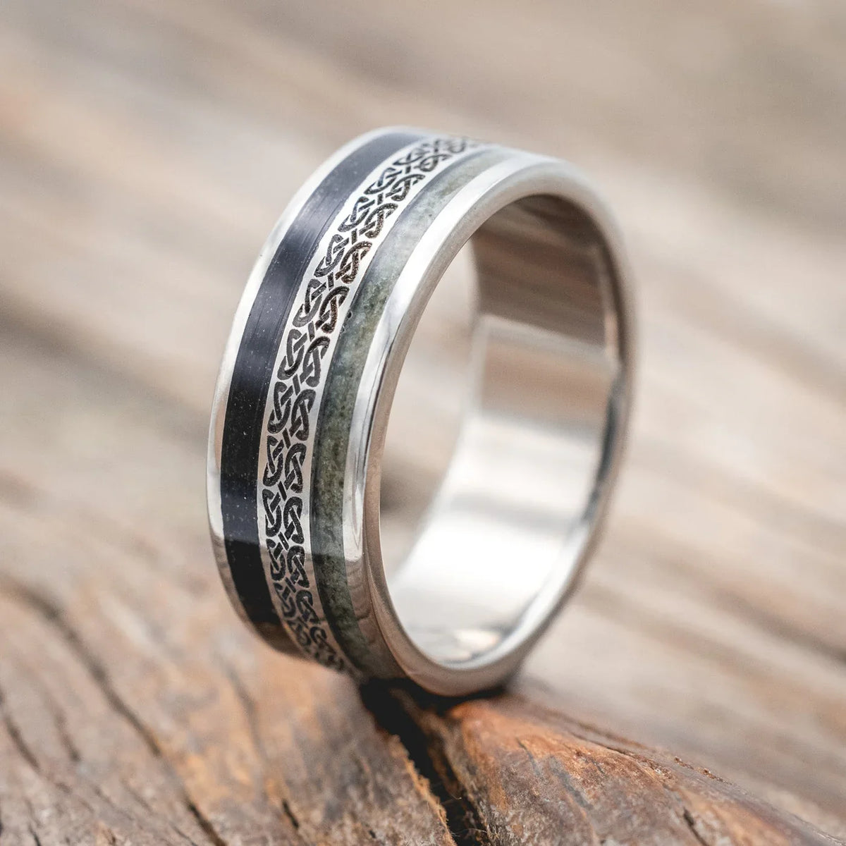 "Ryder" - Celtic Love Knot Engraved Band With Crushed Moss Agate & Jet Stone Inlays - Titanium (8mm) - Size 9 1/2